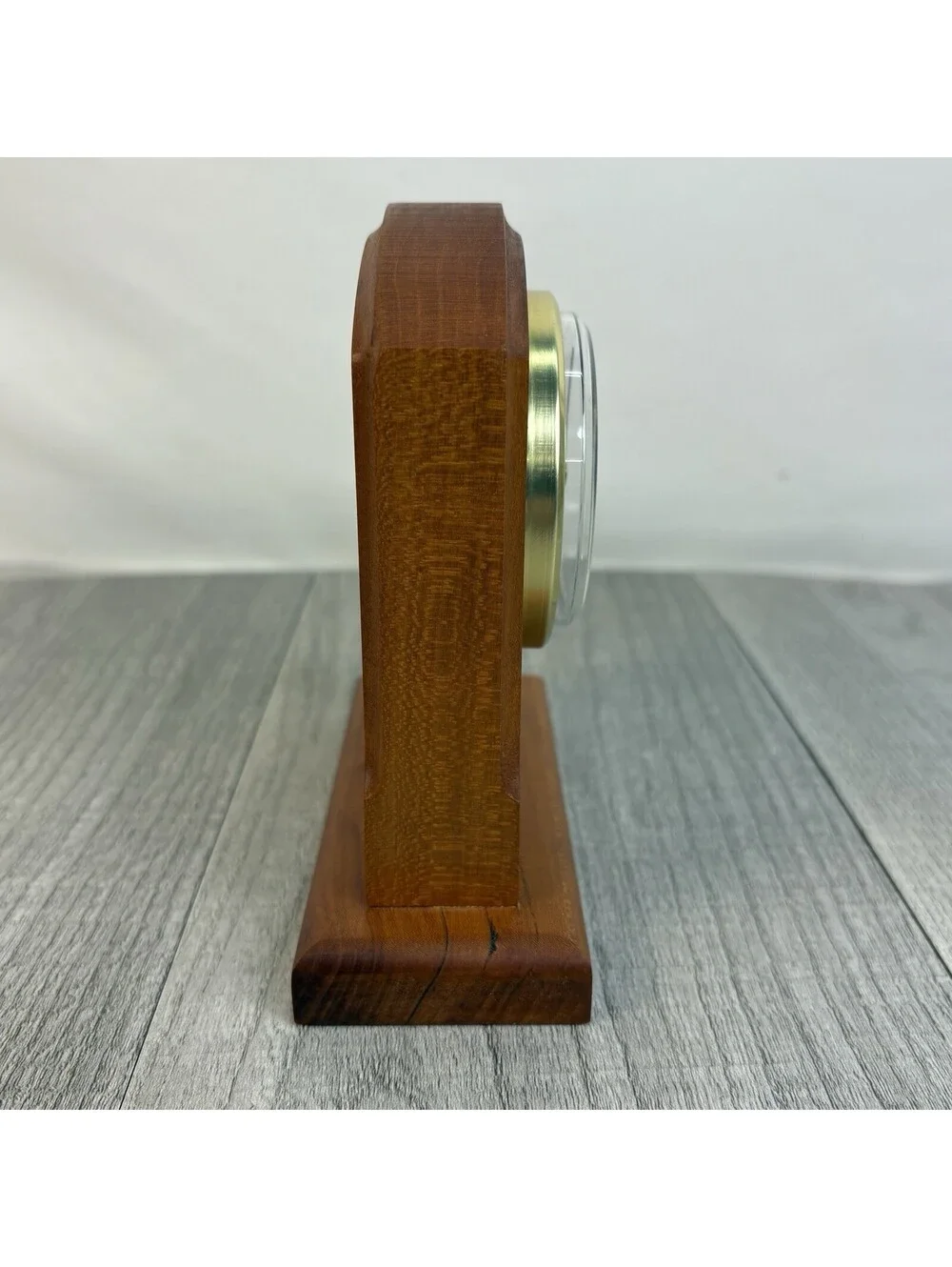 Vintage Solid Wood Mantel / Desk Quartz Clock – Made in USA
